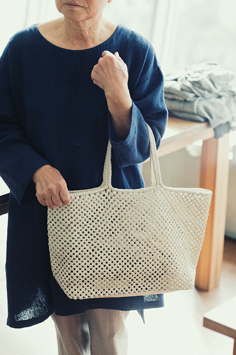 Tote Bag Weaved of Goat Leather